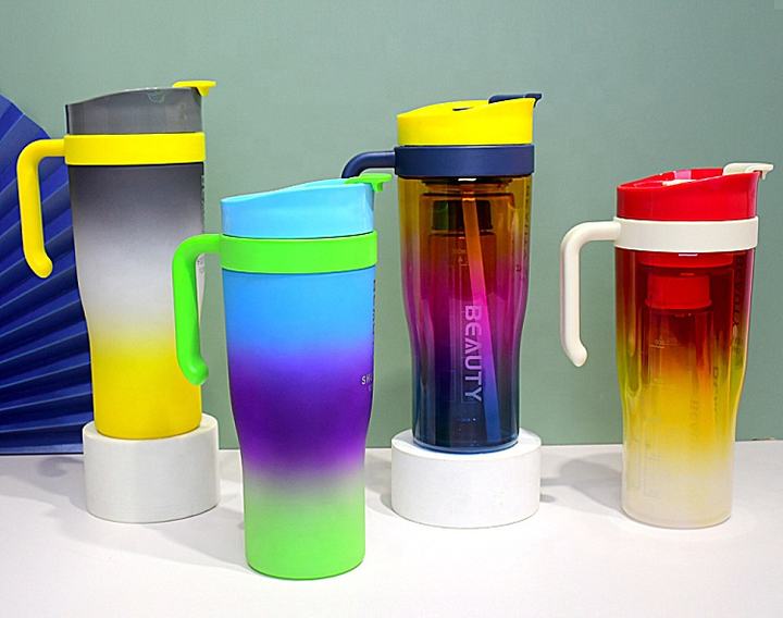 Wholesale 3 in 1 Set Portable Plastic outdoor hiking customized Gradient Sport Water Bottle with handle Private Label Manufacturing
