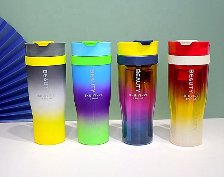 Wholesale 3 in 1 Set Portable Plastic outdoor hiking customized Gradient Sport Water Bottle with handle Private Label Manufacturing