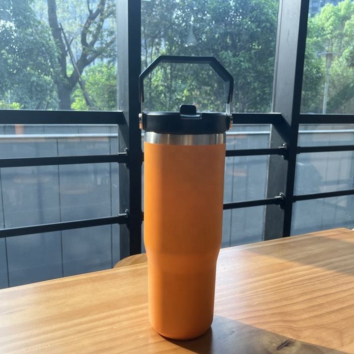 wholesale stainless steel 20oz skinny tumbler stainless steel vacuum flasks water cup 20oz Tumblers with straw lid and handle