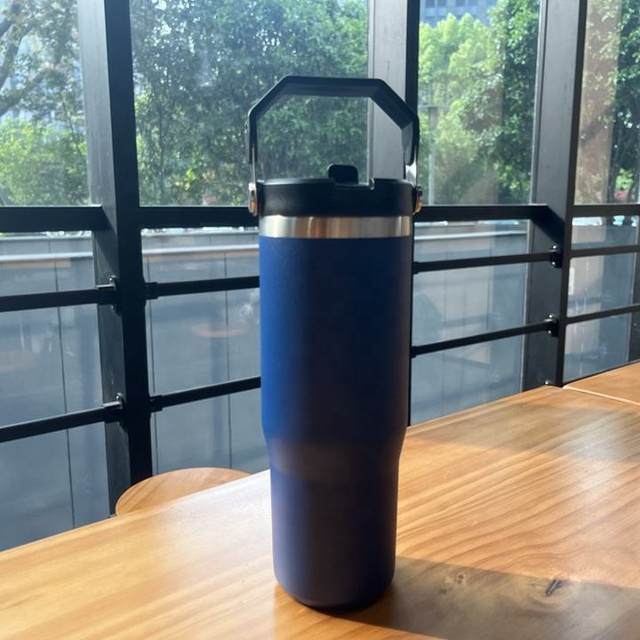 wholesale stainless steel 20oz skinny tumbler stainless steel vacuum flasks water cup 20oz Tumblers with straw lid and handle