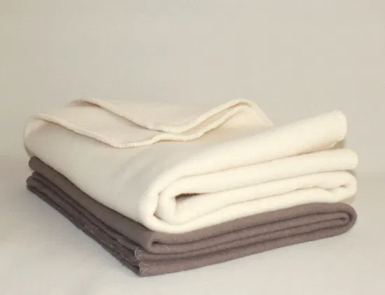 High Quality Soft Comfortable White Wool Blanket for Bedroom