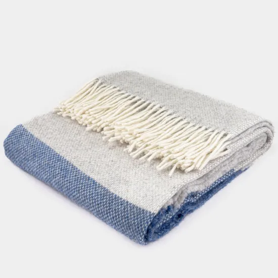 New Style Striped Warm Wool Blanket for Hotel