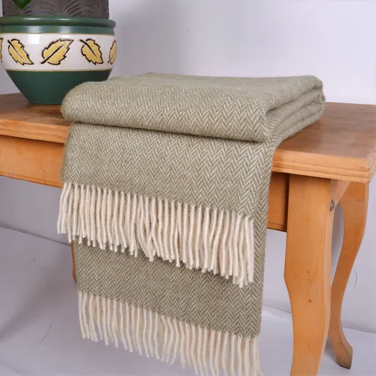 Super Soft High Cozy Pure Wool Blanket for Winter