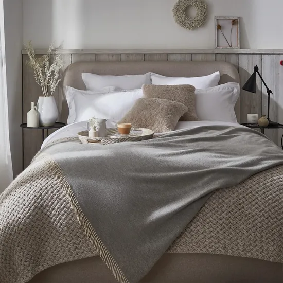 Super Soft Wool Blankets to Keep You Warm Throughout Winter