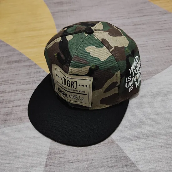 Custom 5 Panel Embroidery Flat Brim Sanpback Cap