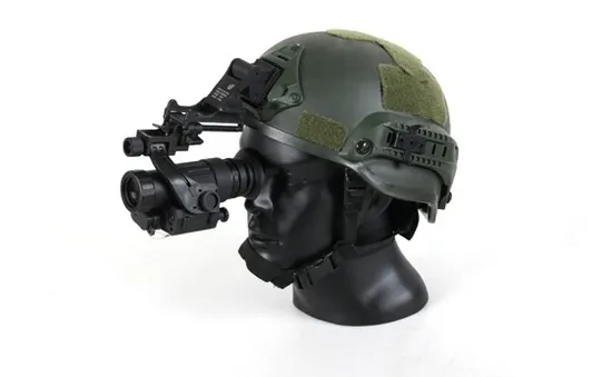 Digital Night Vision Hunting Device with Helmet Mount (ND123A)