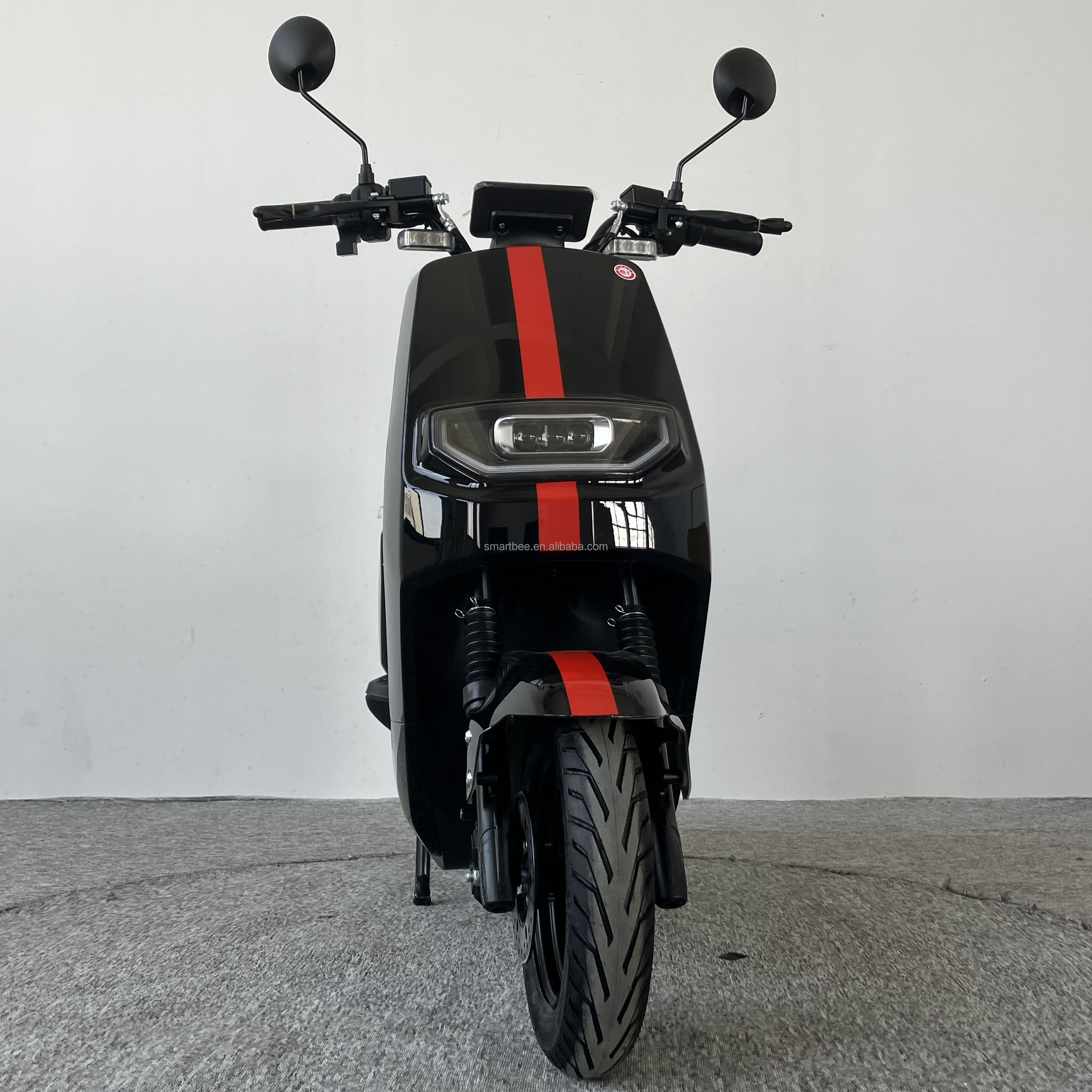 2000W Electric Motorcycle 72V Front and Rear Disc Brake High Speed Electric Scooter