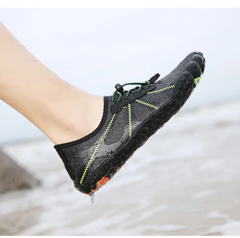 2023 Men′s Beach Diving Couple Shoes Outdoor Mountaineering