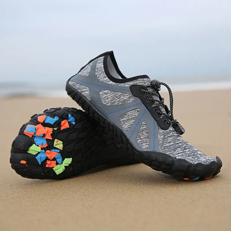 2023 Men′s Beach Diving Couple Shoes Outdoor Mountaineering