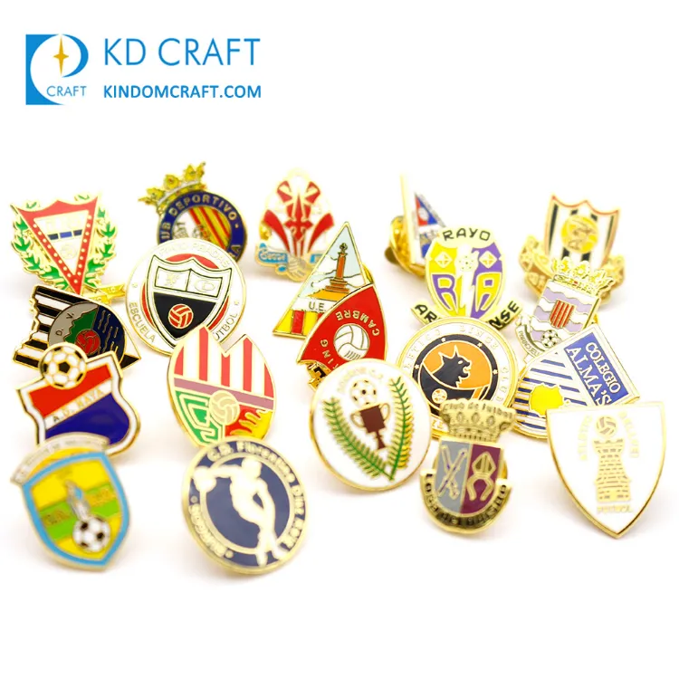 Custom Metal Team Soccer Club Lapel Pin Athletic Logo Gold Plated Hard Enamel Spanish Wholesale Football Pin Badges