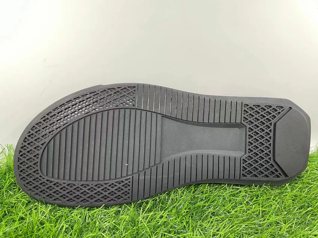 PU Men′s Slipper Sole Outdoor Sandal Soles New Design Soles