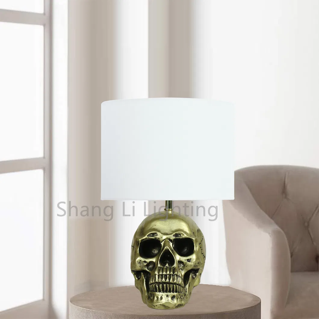 American Table Lamp Halloween Decoration Ball Plastic Hollow Charm Skull Table Lamp Christmas Table Lamp Crown Skull Table Lamp Crown King Table Lamp