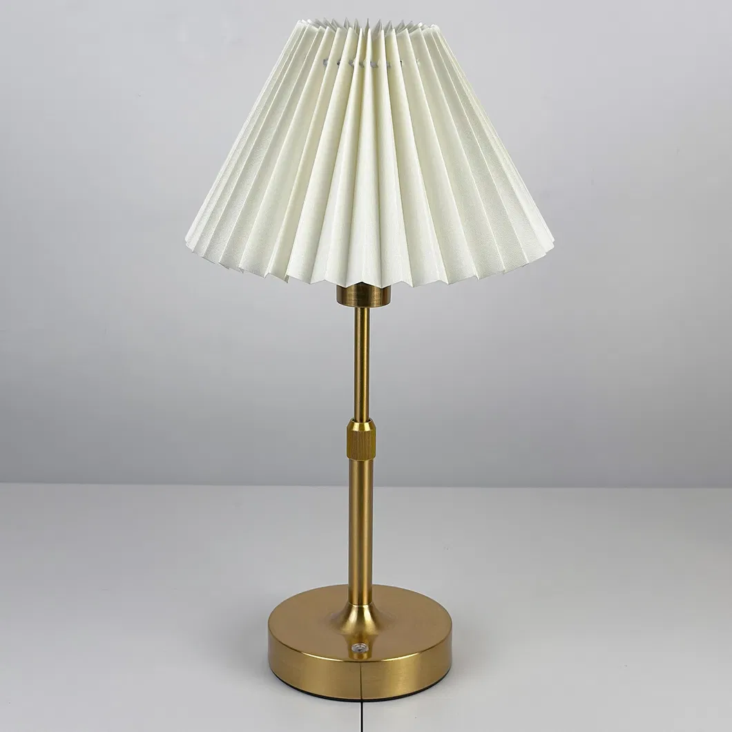 Modern Luxury Table Lamp for Bedroom Creative Fabric Metal Table Lamp