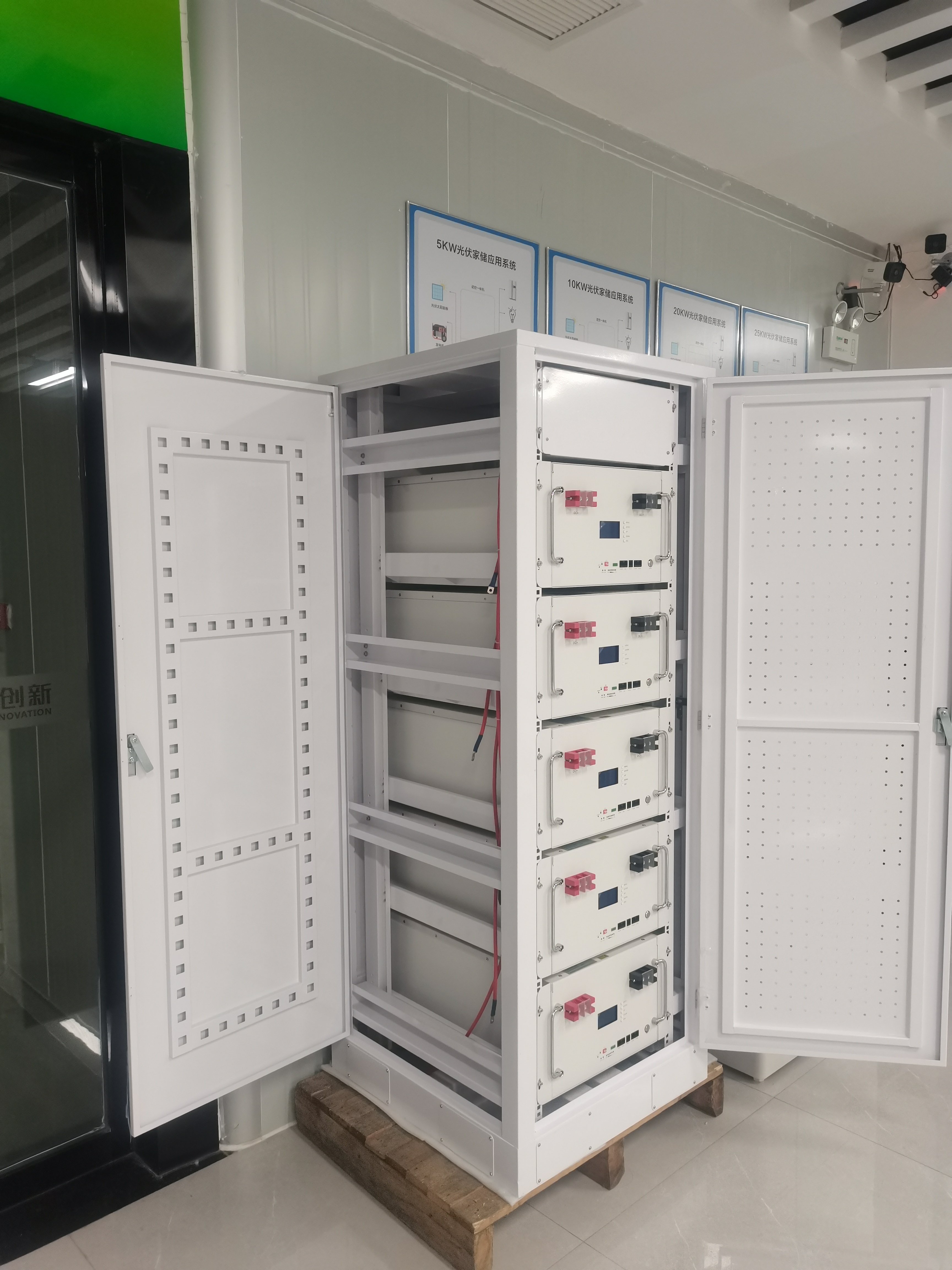 10kwh 20kwh 40kwh 50kwh 30 Kwh 48V Rack-mounted Server Lifepo4 Rack Mounted Lithium Solar Energy Storage Battery Cabinet