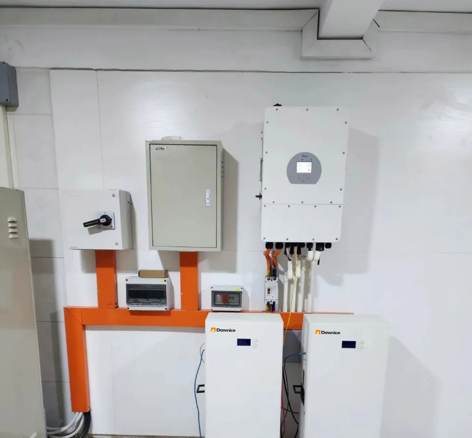 5KW Hybrid Home Energy Storage System Wall-Mounted 48V Off-Grid CAN RS485 Communication Port 100AH Lithium Ion Battery