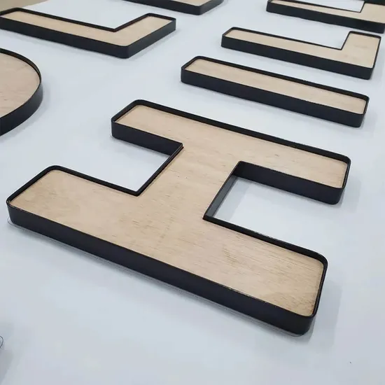 Unique Painted Aluminum Cover with Wooden Face Channel Letter for Shopfront