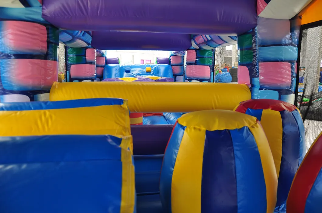 Inflatable Dinosaur Fun City with Slide (AQ187)