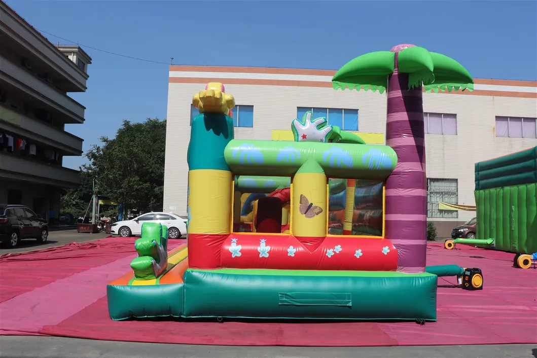 New Style Inflatable Tiger Fun City with Obstacle Courses for Kids (AQ13212)