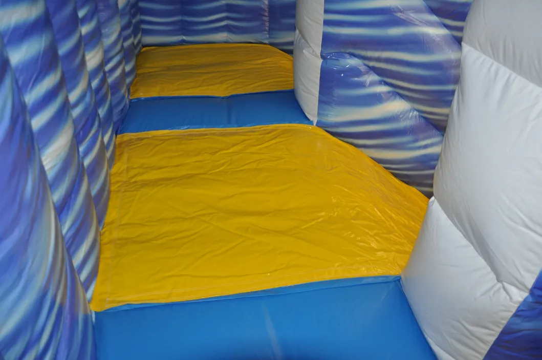 Polar Bear Slide with Pool Inflatable Water Slide (AQ01579)