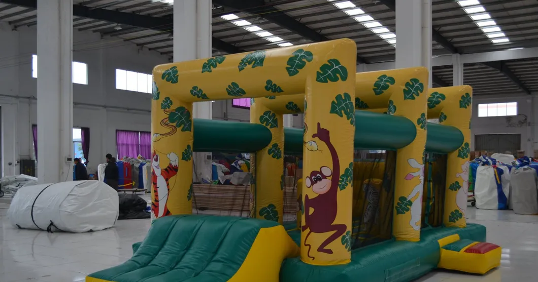 Tiger Inflatable Moonwalk with Inflatable Ball Pool (AQ401)