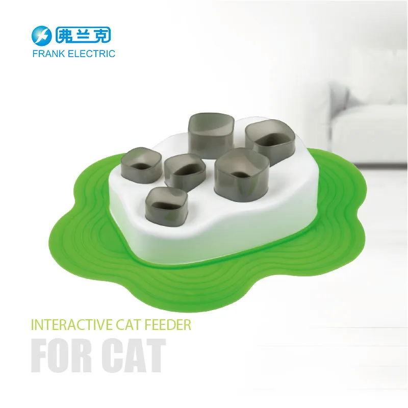 China Factory Direct OEM ODM Interactive Cat Feeder, Play Toy Set for Cats