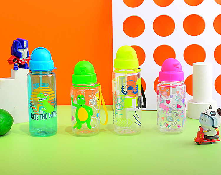 Factory direct hot sale bpa free custom cartoon OEM ideal gift cup plastic kids water bottles with straw and rope