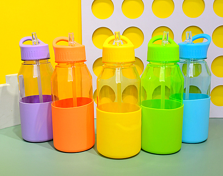 Source Factory wholesale bpa free OEM 1L multicolor clear cute customized plastic water bottles for with straw lid