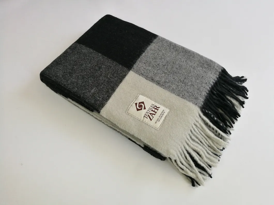 20%Wool 80% Acrylic Soft Warm Wool Blanket for Outside