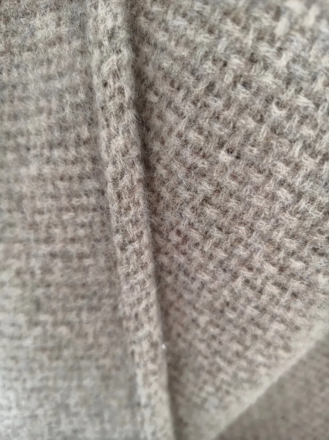 70% Wool 30% Alpaca Soft Luxury Wool Blanket