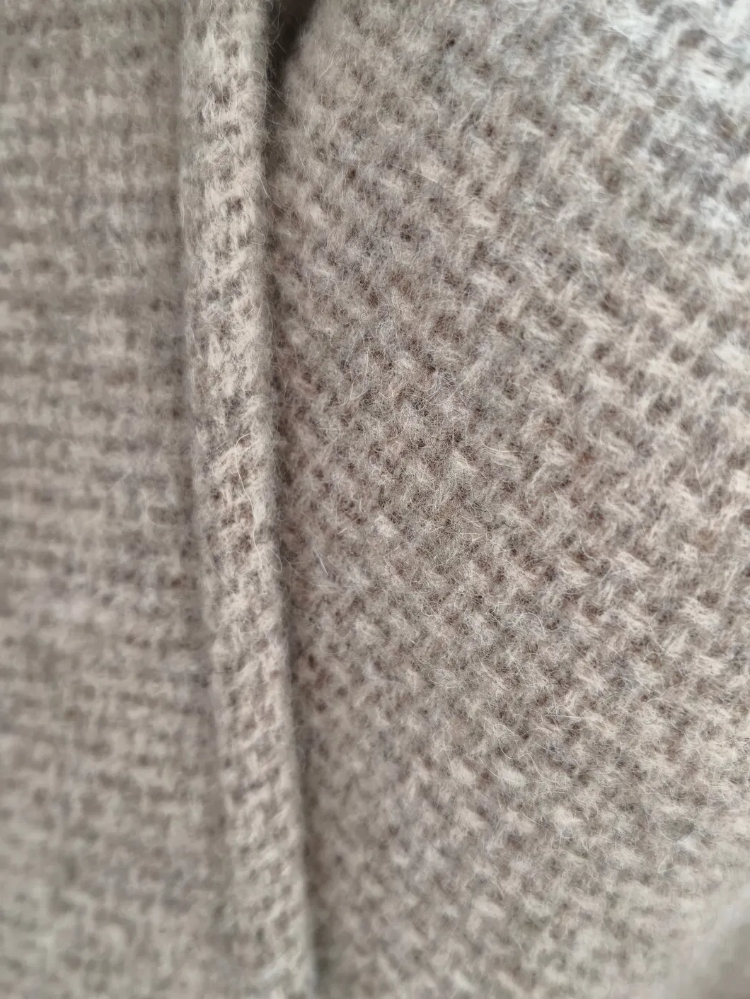 70% Wool 30% Alpaca Soft Luxury Wool Blanket