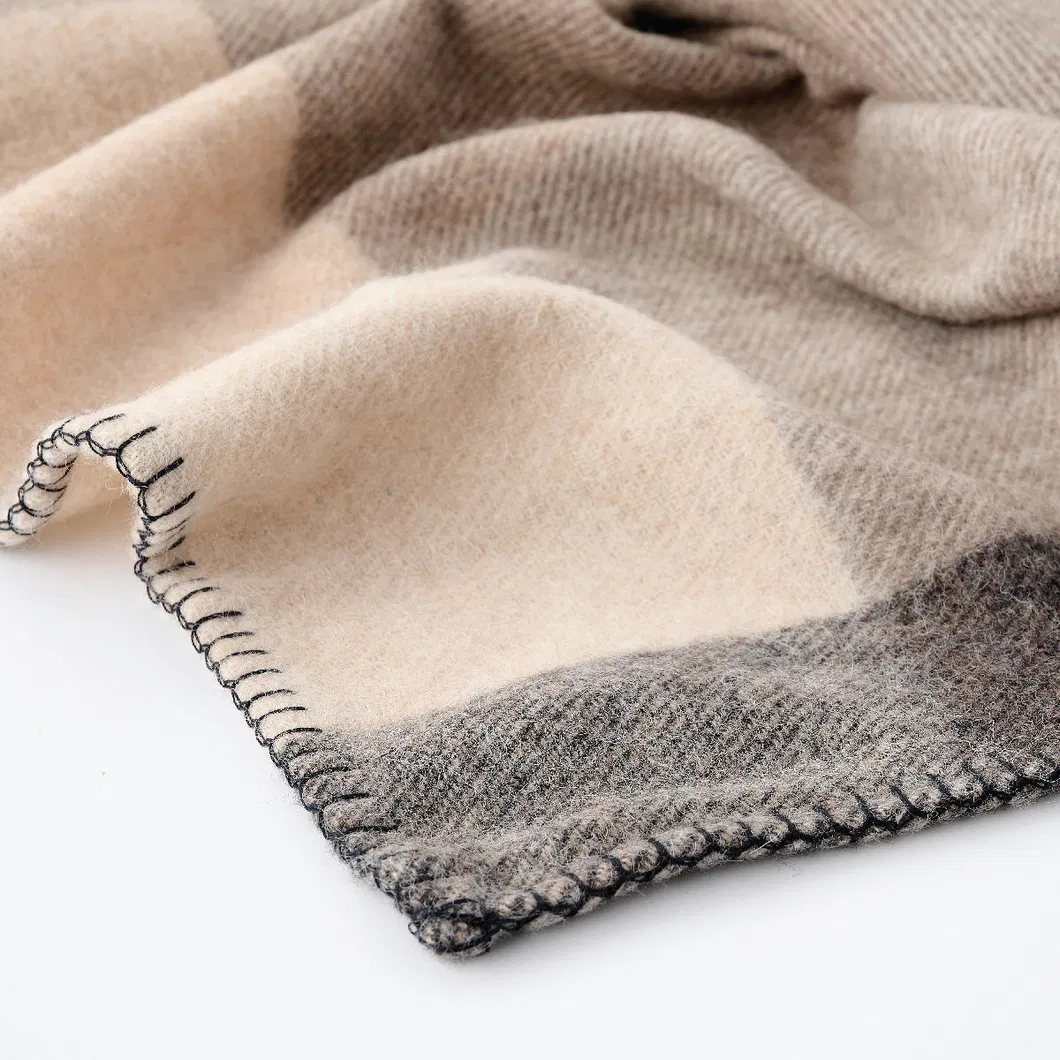 Classic Warm Soft Alpaca Tasse L Wool Blanket