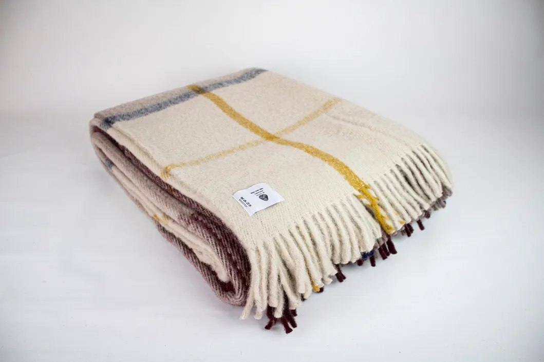 High Quality Household Fashion Warm Pure Wool Blankets