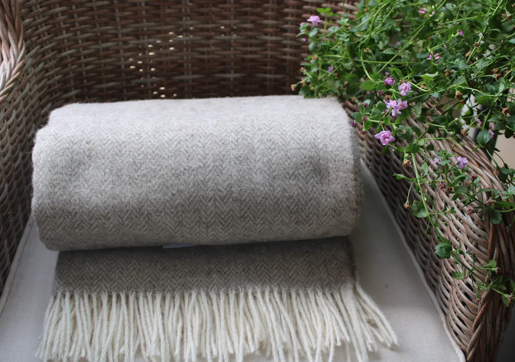 High Quality Super Soft Pure Wool Blanket for Outdoor