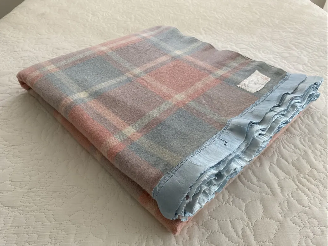 High Quality Woven Wool Blending Super Plaid Super Soft Wool Blankets