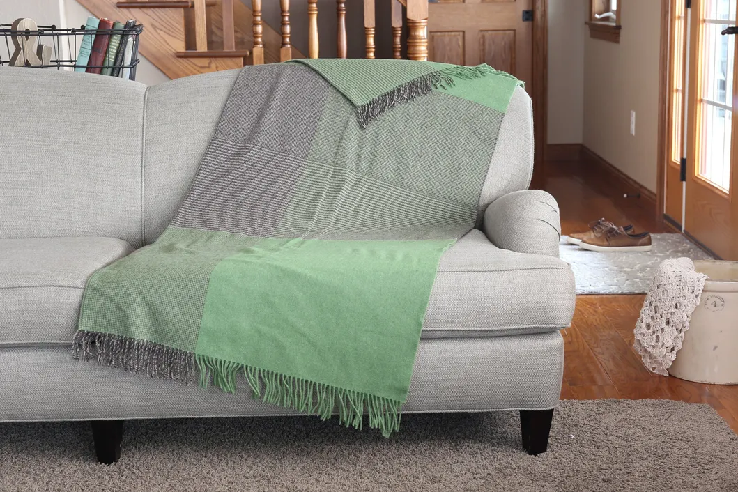 Sheep Wool Hotel Throw Blanket with Fringe for Couch Sofa