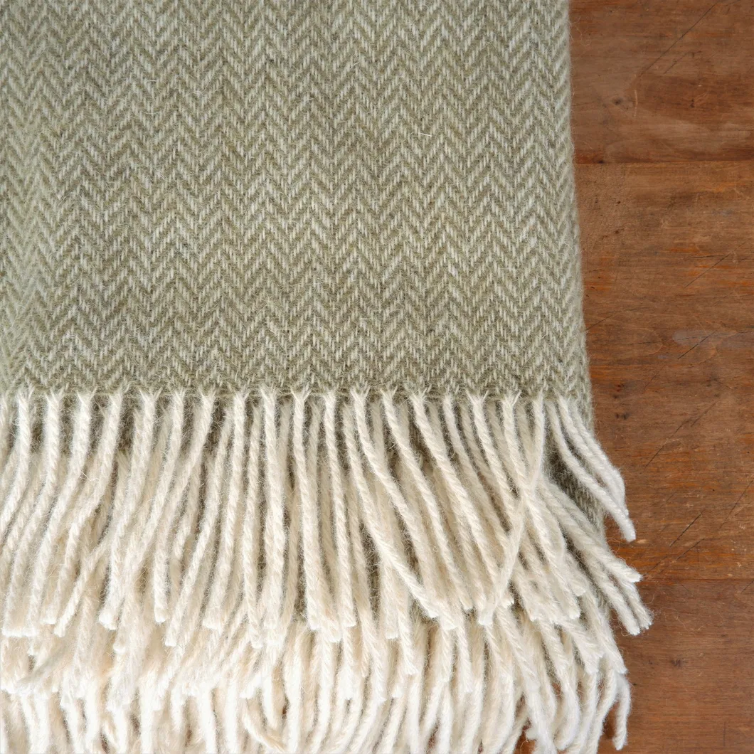 Super Soft High Cozy Pure Wool Blanket for Winter