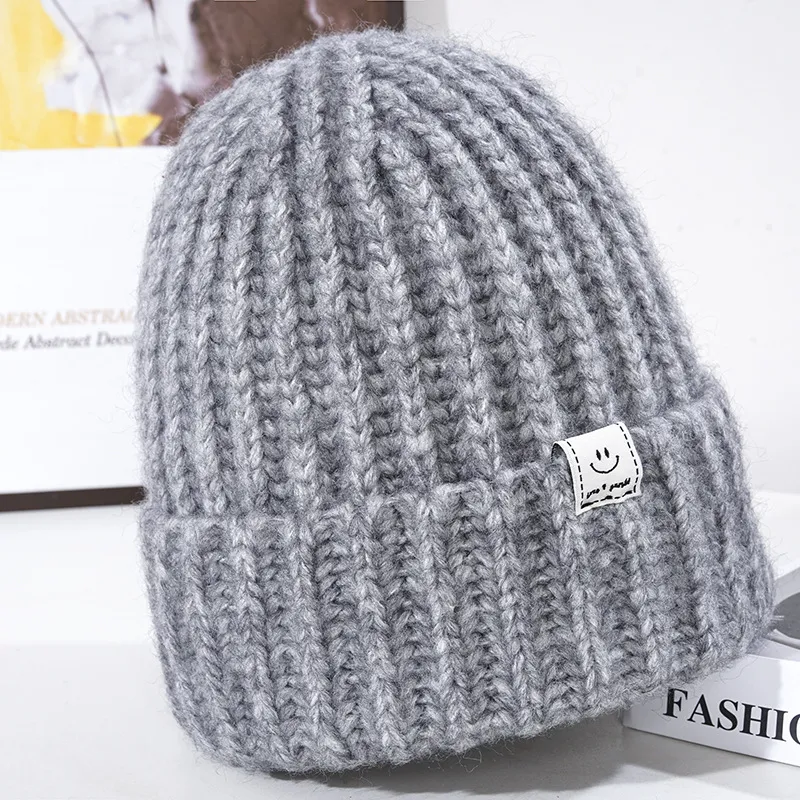 Winter Warm Wavecustom Woven Labelski Raised Gray Beanie