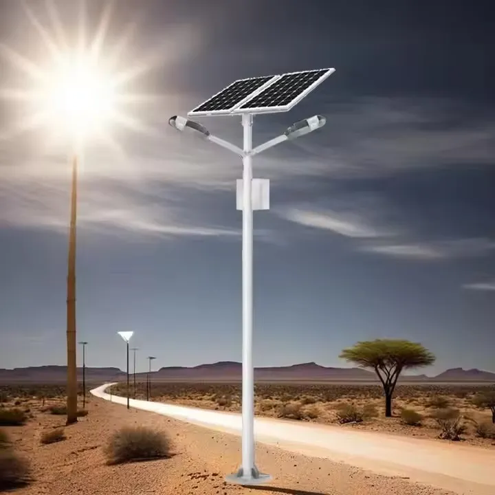 China Factory High Quality 90W 100W IP65 Heavy Duty LED Solar Street Light with Pole