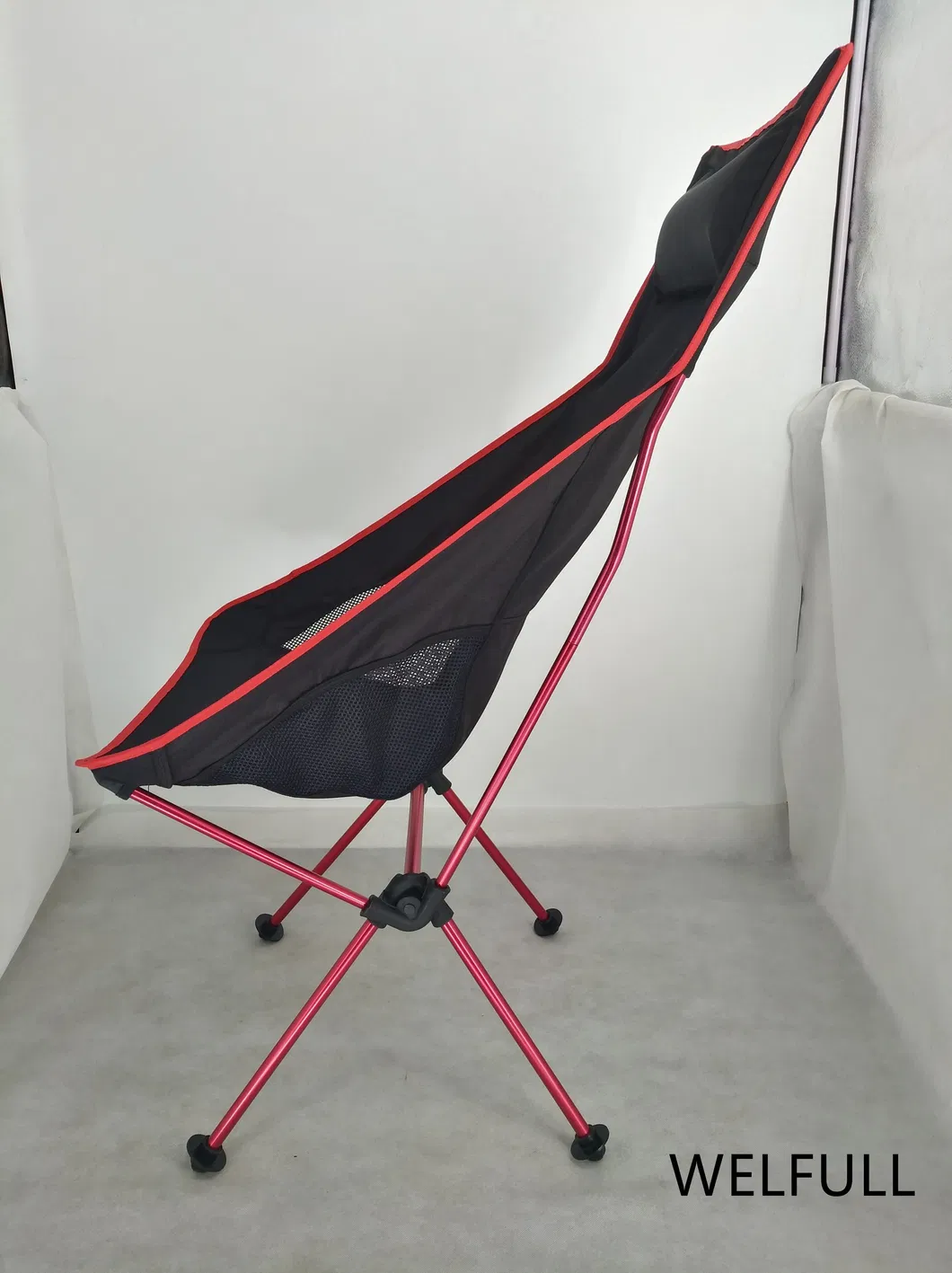 2021 Aluminum 150kg Lightweight Portable Beach Fishing Outdoor Foldable Camping Chair