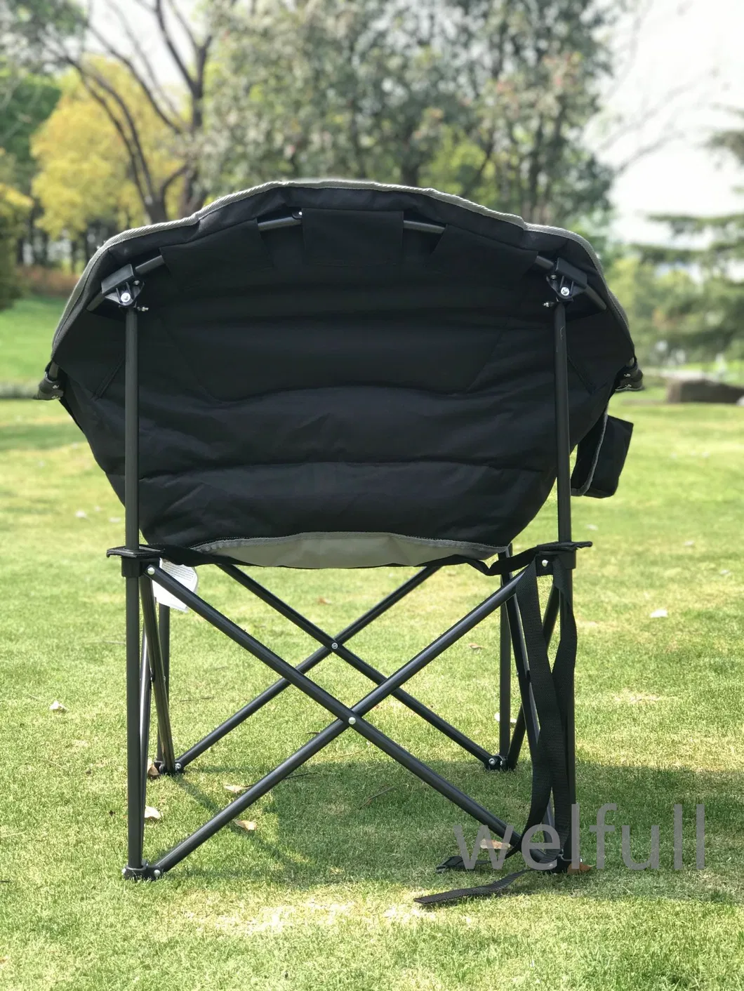 High Quality Padded Camping Chair Round Moon Saucer Folding Lawn Chair Outdoor Club Chair