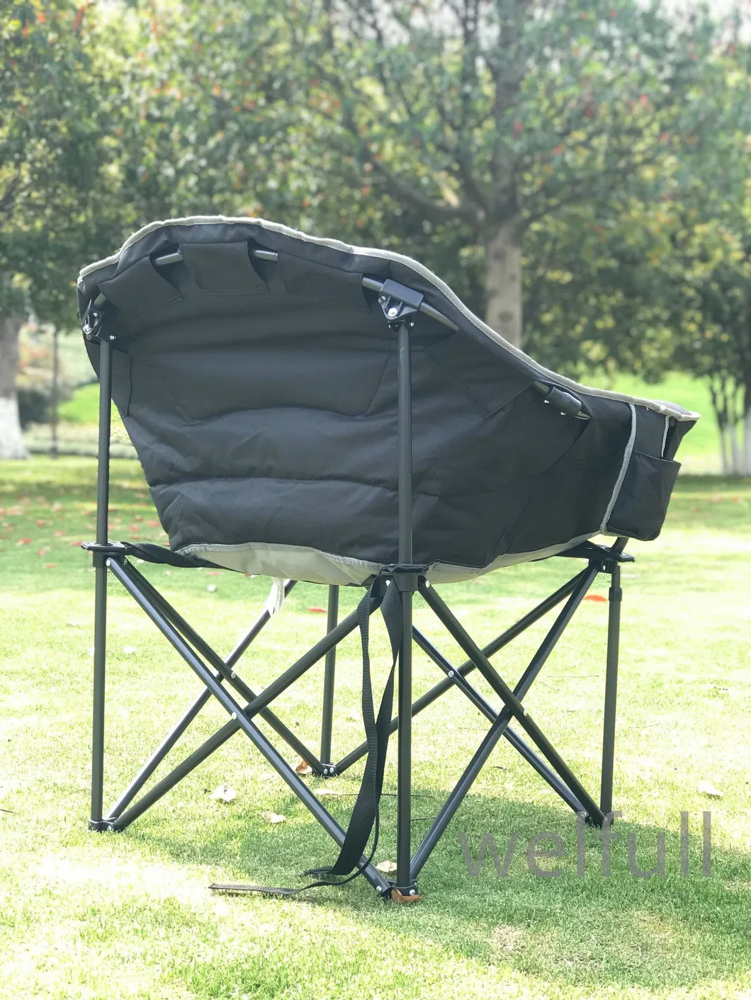 High Quality Padded Camping Chair Round Moon Saucer Folding Lawn Chair Outdoor Club Chair