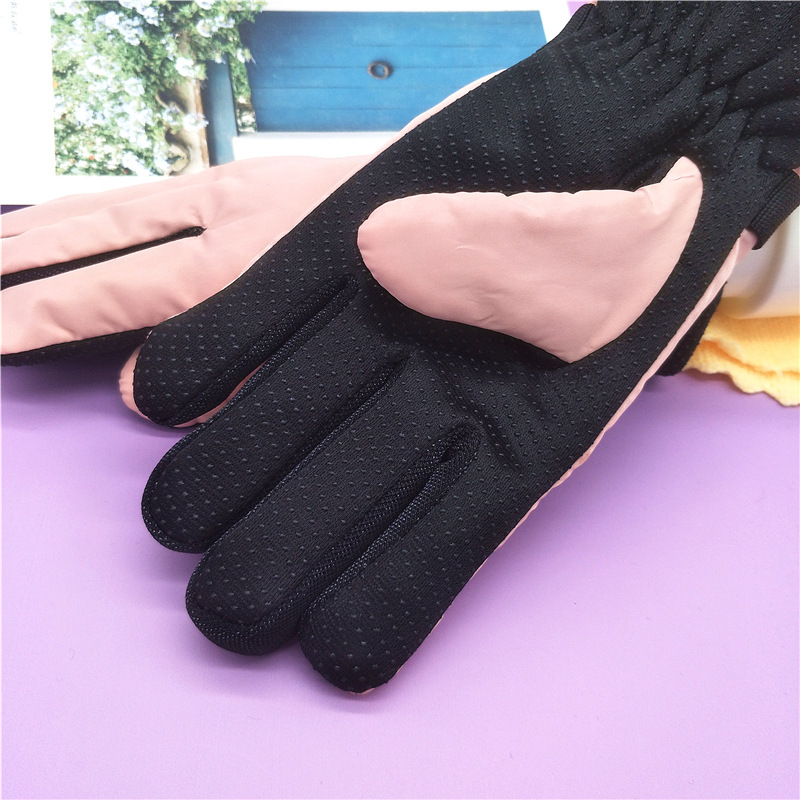 Children's gloves Winter warm cute clean black pink cycling gloves thickened ski gloves Wholesale Trade Supplier