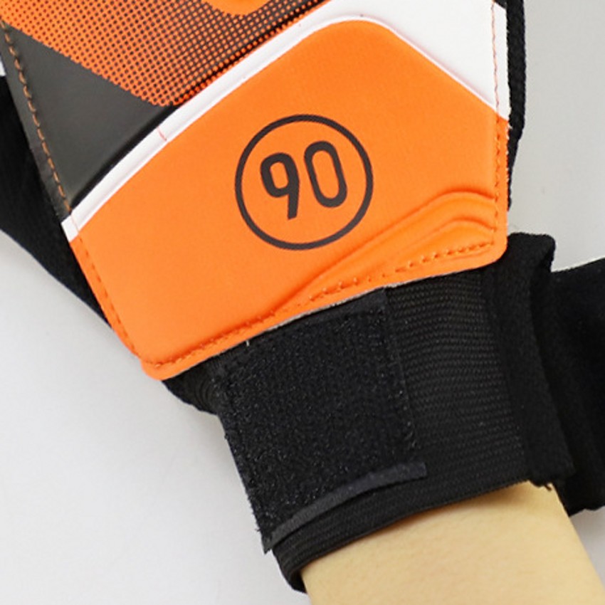 Goalkeeper fingers and palms protector gloves for Pupil  Youth Children Used   football goalkeeper's gloves China Wholesale Factory Outlet