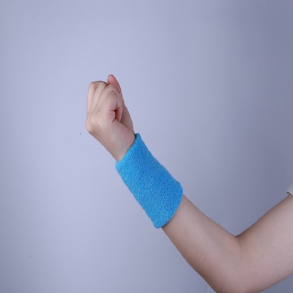 New Embroidery Tennis Wrist Bands Breathable Sports Sweatband Towel Wristband Factory Direct