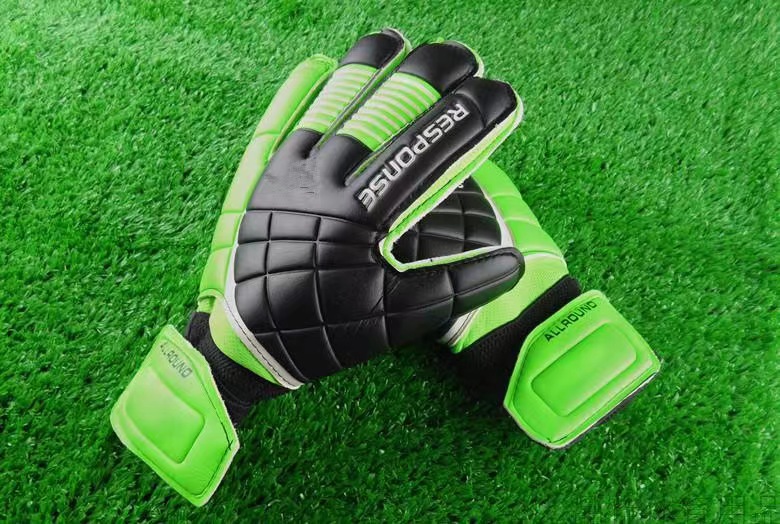 Professional Soccer Goalkeeper Gloves Finger Protection Goal Thickened Latex Football Gloves For Goalkeeper Manufacturing Services