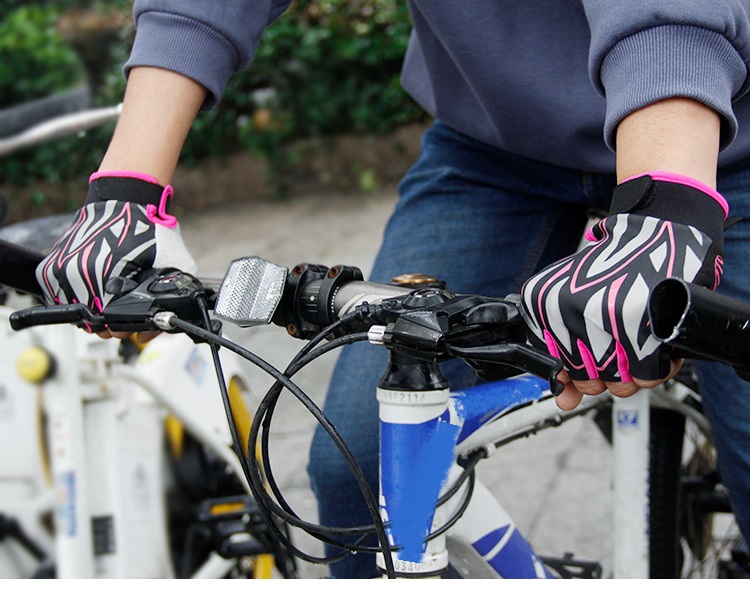 Summer half finger cycling gloves non-slip silicone breathable sweat fitness glove outdoor sports adult gloves Large Order Wholesale Outlet