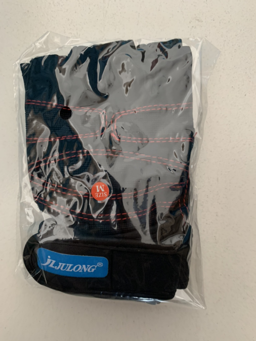 Super March New Arrival  Goalkeeper glov e are all used to protect the football goalkeeper's glov e s with thick latex Industrial Wholesale Custom Solutions