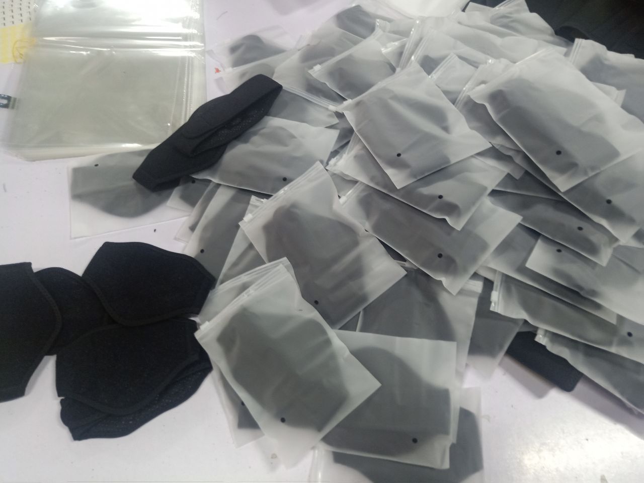 Wholesale Sports Elastic Stretchy Weight Lifting Wrist Support Wrap Brace Weightlifting Wrist wraps Factory to Consumer Hub